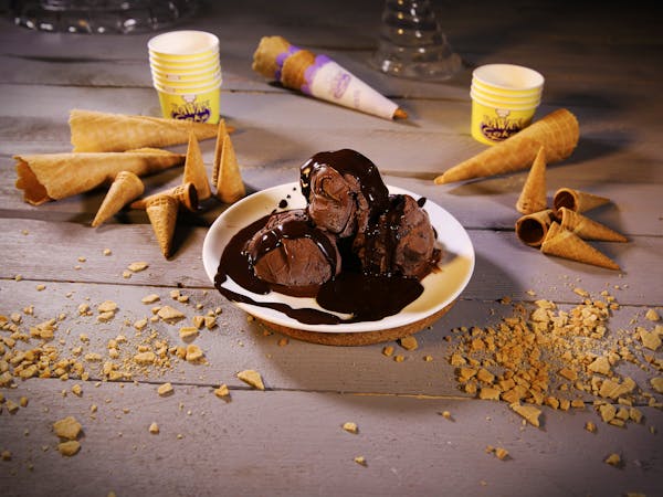 Redo Schokoladenkugel Eis